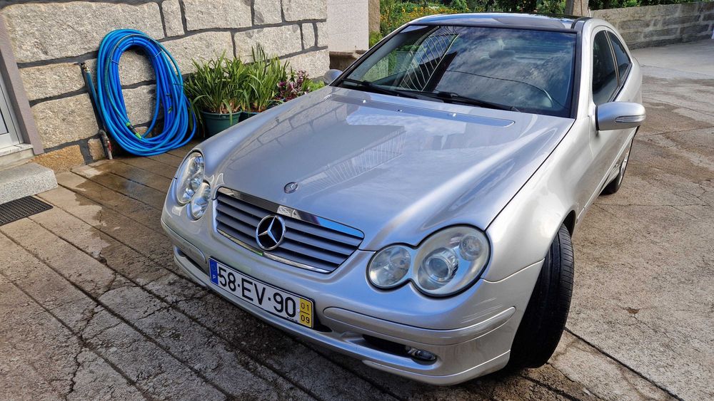 Mercedes-Benz C220 CDI Coupé Evolution