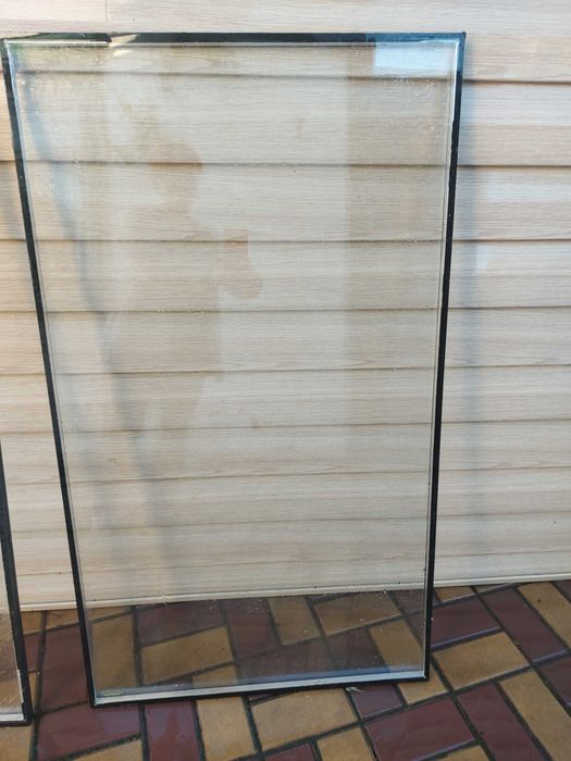 Стеклопакеты на пластиковые окна,  3 шт.