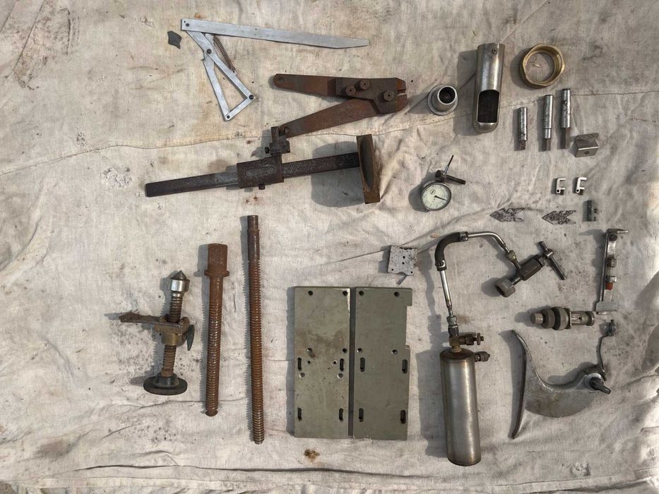 Набір Металевих Інструментів Компонентів Запчастин до Верстата Винт