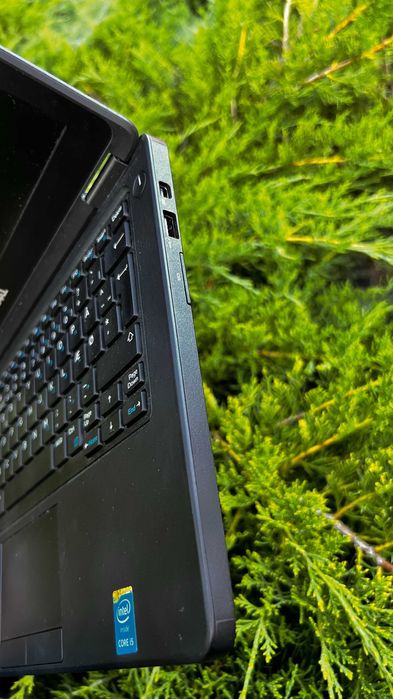 Dell Latitude E5250 i5-5300U 8 ГБ DDR3 SSD 256 ГБ  12.2" 4 шт.