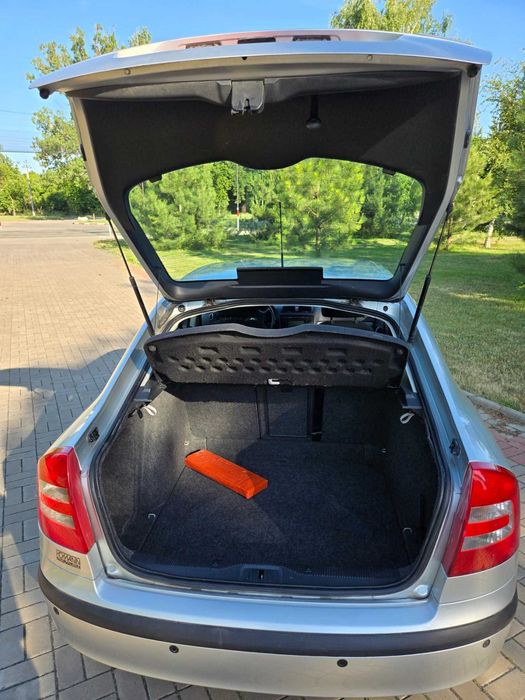 Skoda Octavia A5  1.6mpi