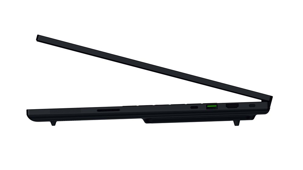 Razer Blade 14 - 120Hz • OLED • Ryzen AI 9 365 • 16GB • RTX 5060 • 1TB