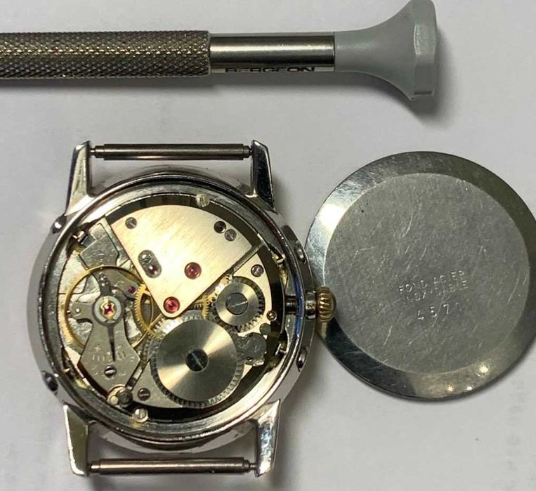 Швейцарские наручные часы календарь BLANCHARD