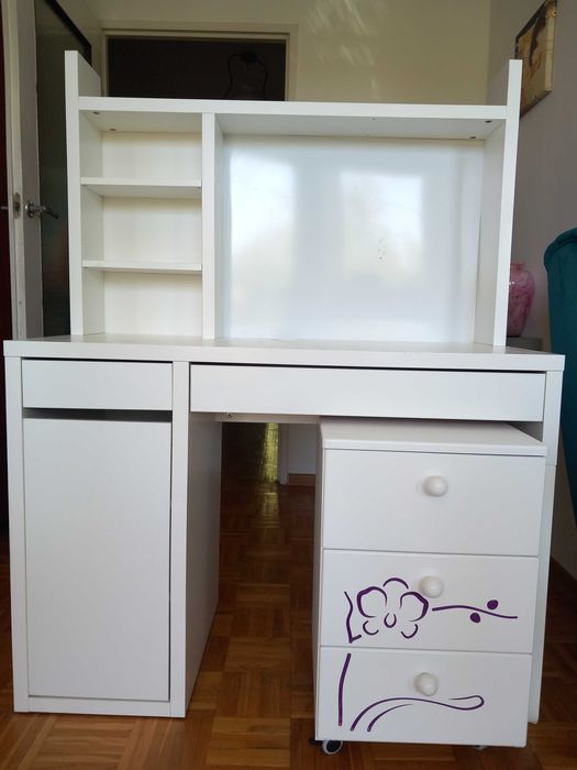 biurko Ikea i kontenerek Meblik