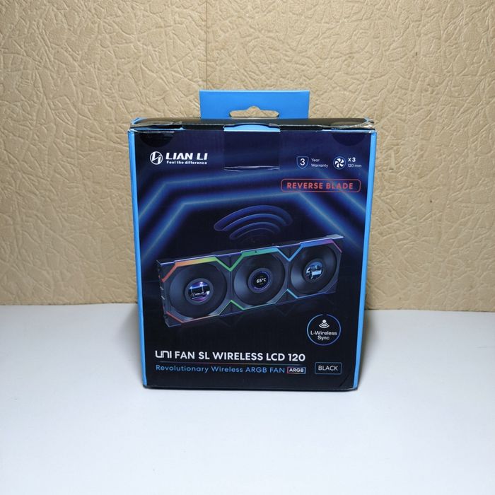 Вентилятори кулери Lian Li Uni Fan SL LCD Wireless Reverse 120-3-Black