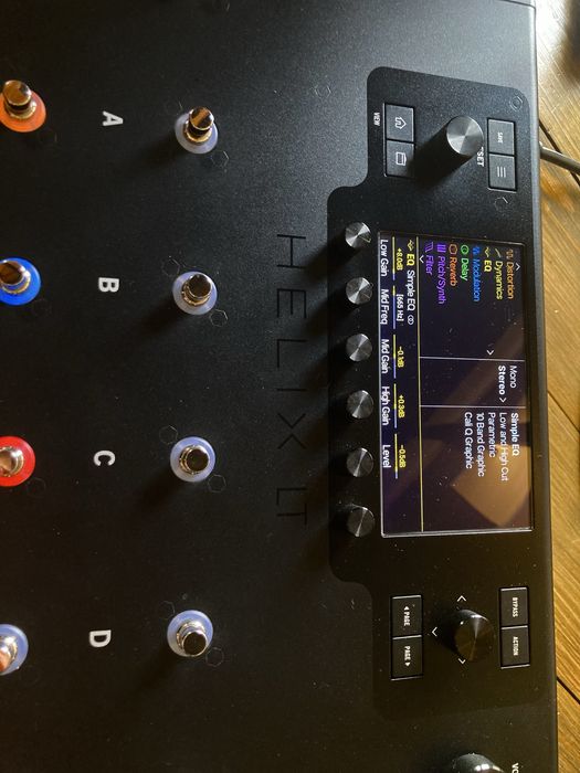Гитарный процессор Line 6 Helix LT