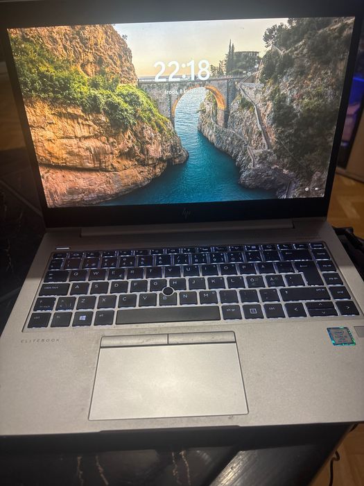 Netbook laptop Elitebook Hp  840 G5 bardzo dobry stan