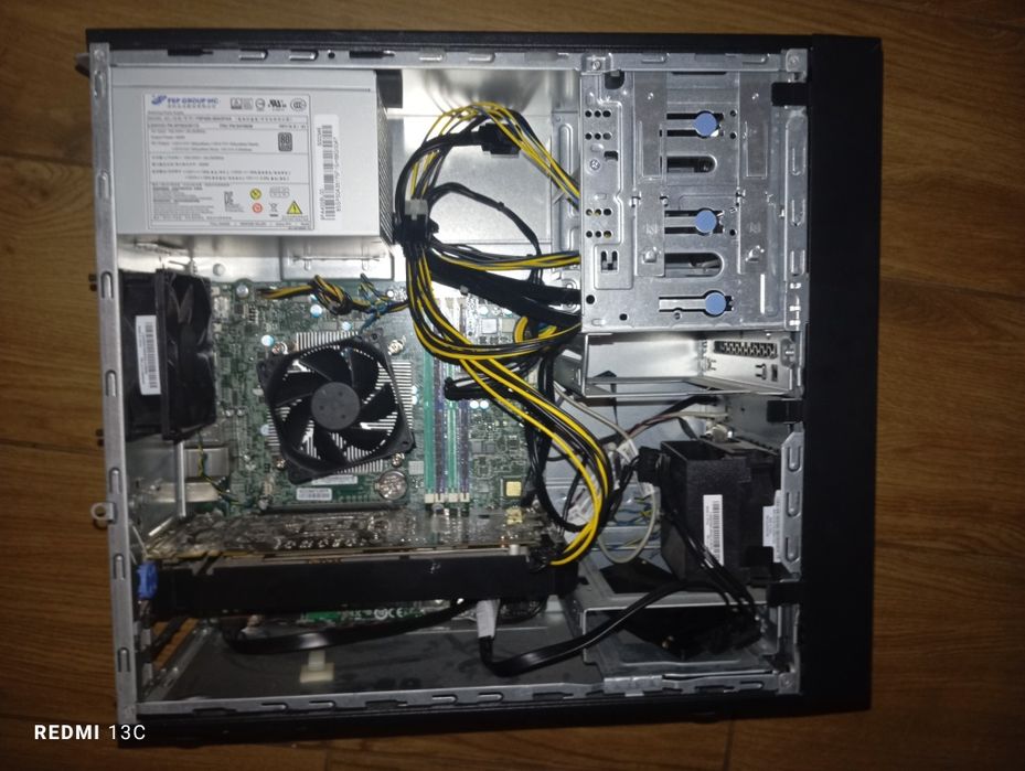 Комп'ютер ThinkStation