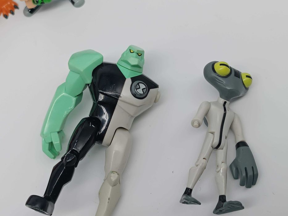 Zestaw 13 figurek Ben 10 oryginalne Bandai DARMOWA DOSTAWA