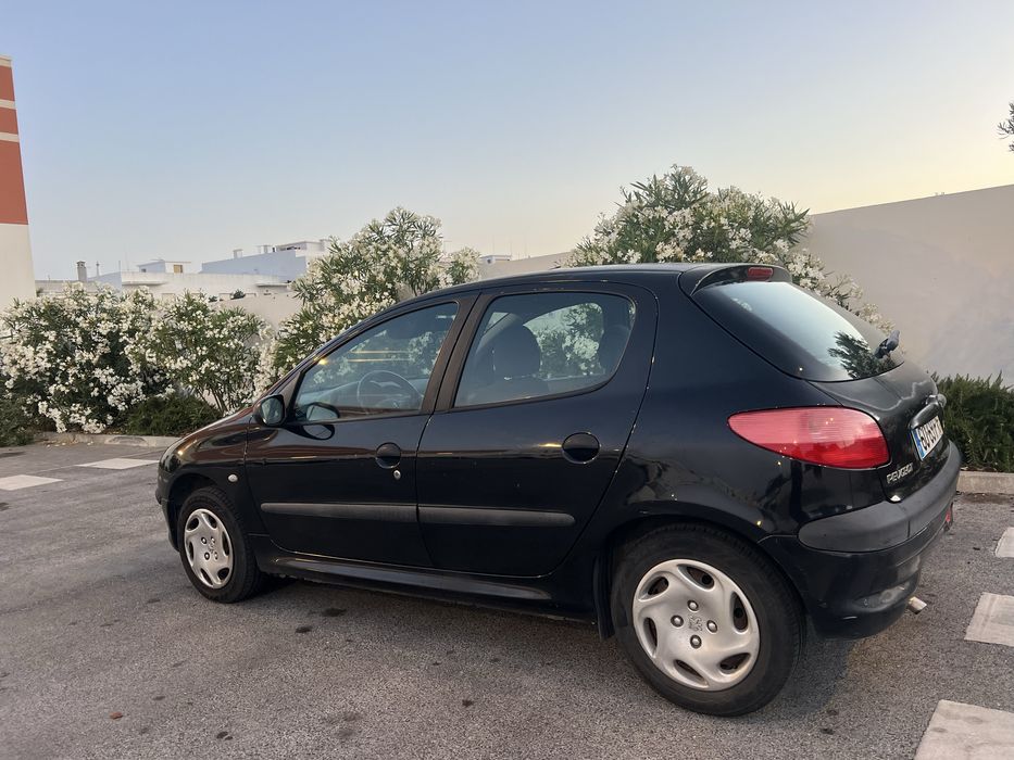 Peugeot 206 1.1 (221.000km) ano - 2000