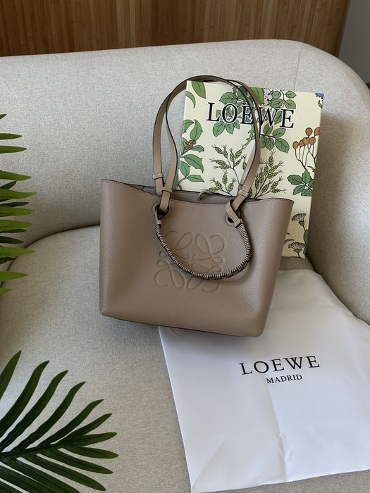 Torebka Loewe bag tote beige