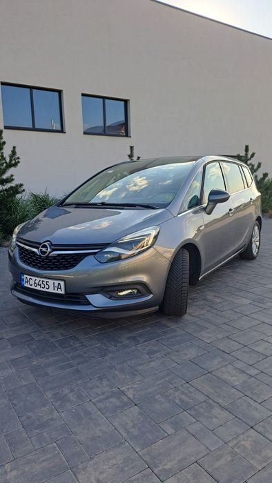 Продам мінівен опель зафіра 7 місць