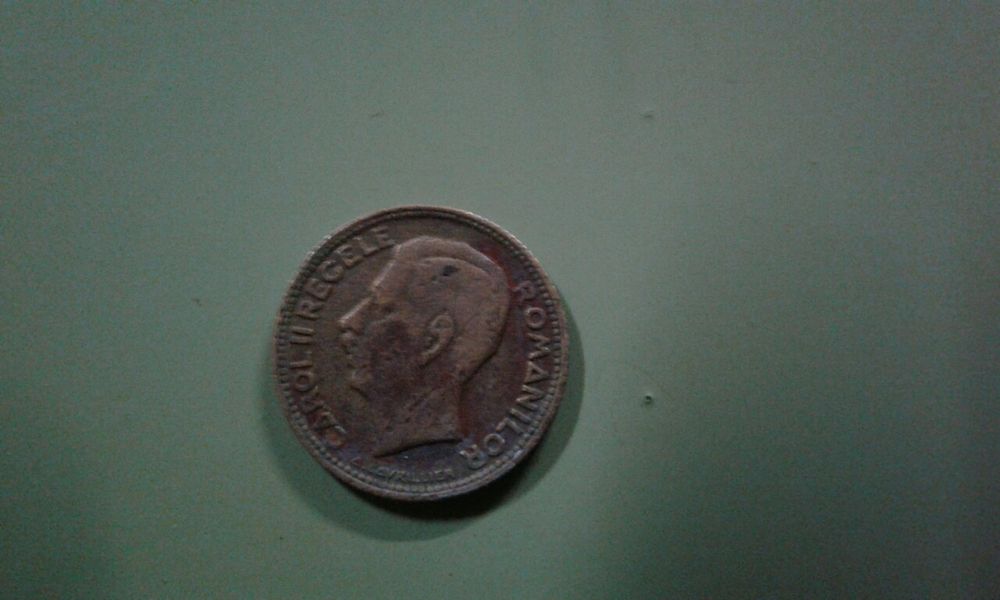 Продам монету