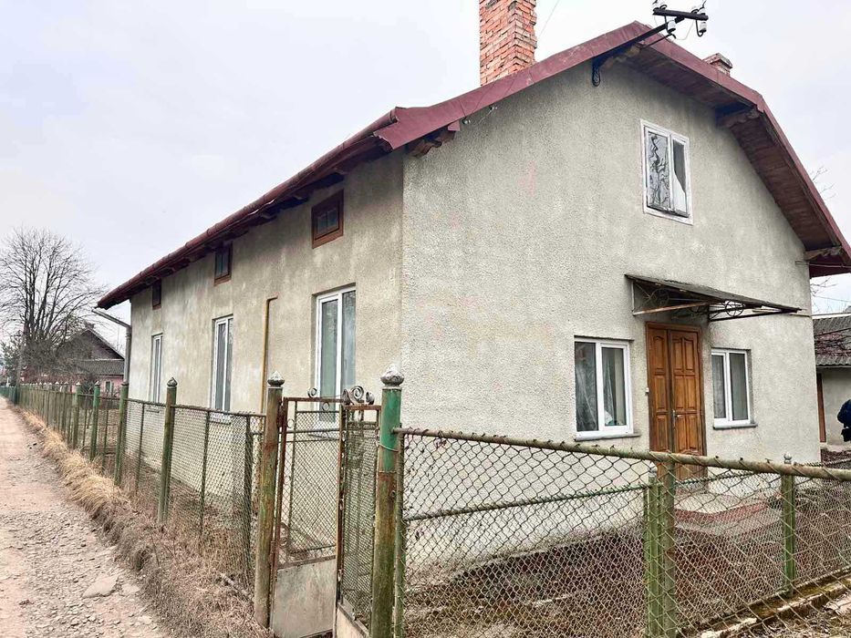 Продаж 4-кімнатного будинку + земля, р-н школи №2, у м. Дрогобич!