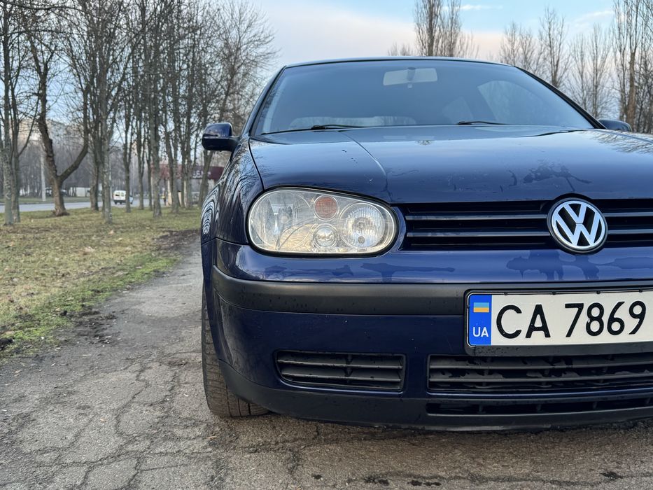 Продам Volkswagen Golf 4 1.4mpi