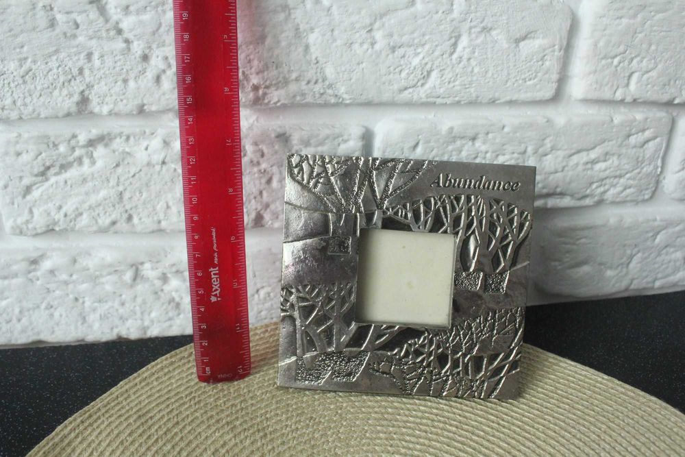 Дуже гарна рамка для декору