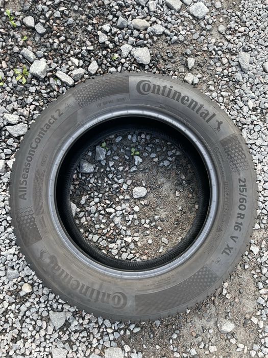 Комплект всесезонних шин Continental 215/60 R16 AllSeasonContact 2