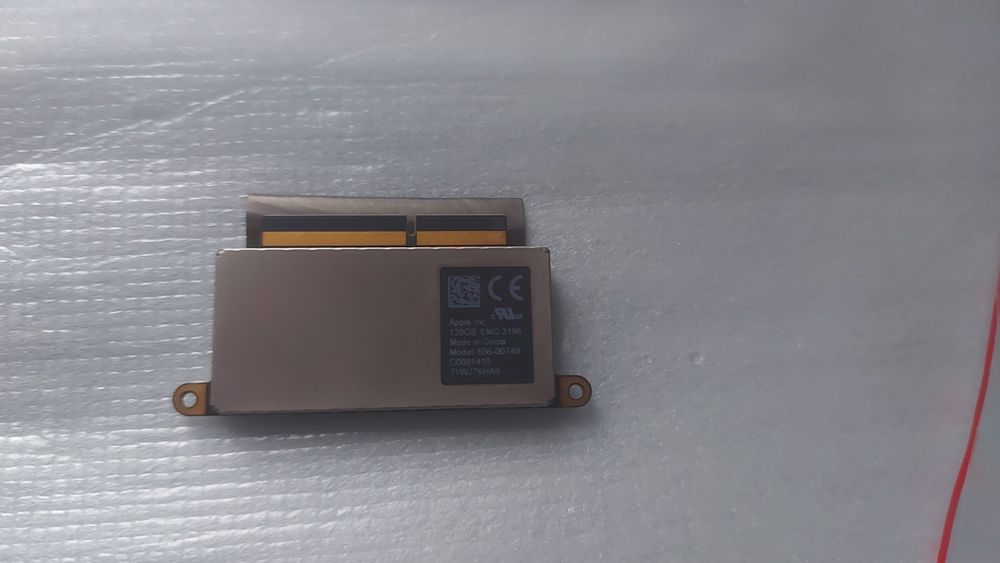 SSD Apple 128GB EMC 3196.