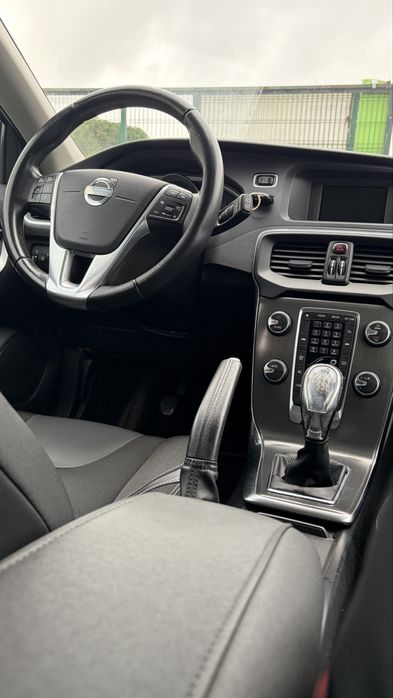 VOLVO V40  D2 Kinetic