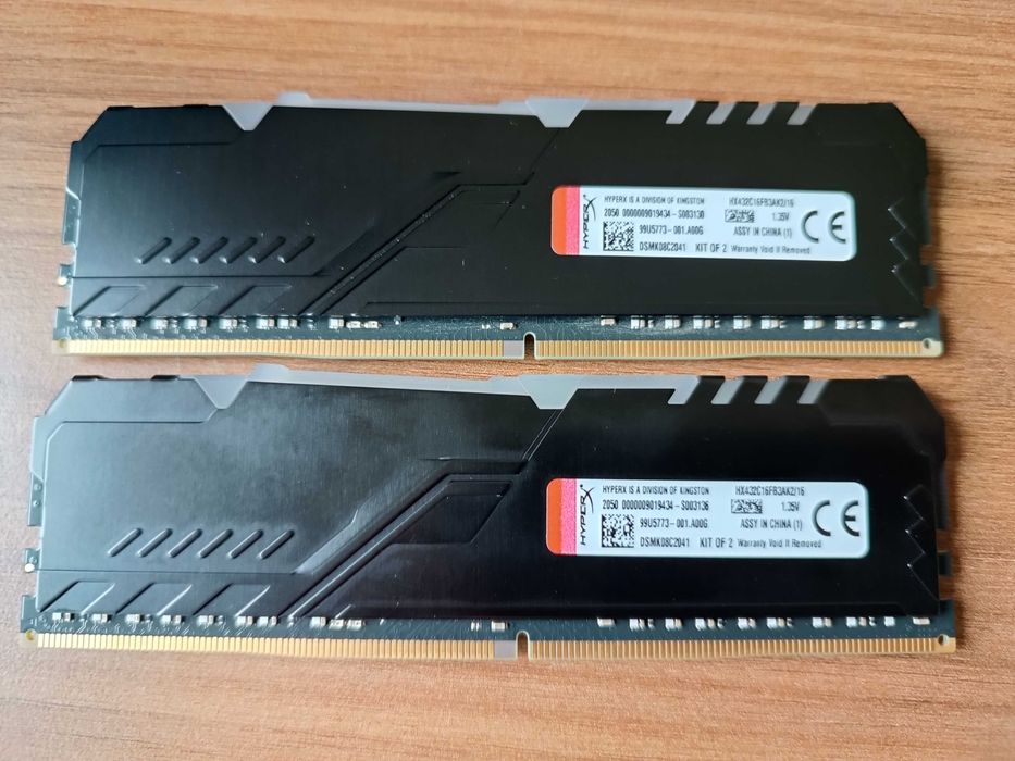 Pamięć RAM RGB DDR4 3200 CL16 2x8GB