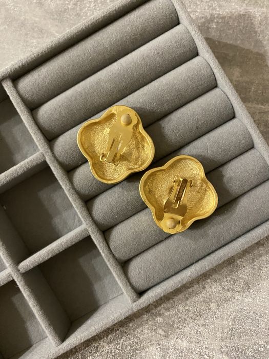 Кліпси вінтаж Givenchy , Erwin Pearl