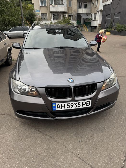 Продам БМВ е91