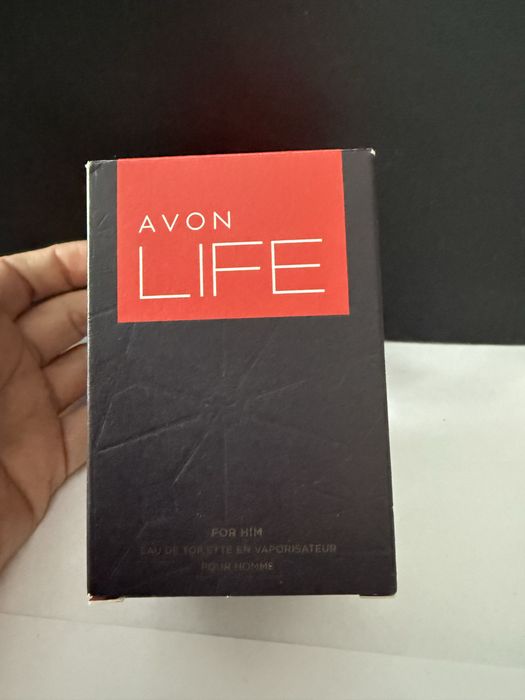 woda toaletowa Avon Life for Him
