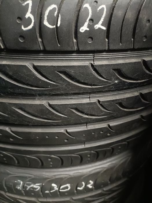 Pneus  295/30/22