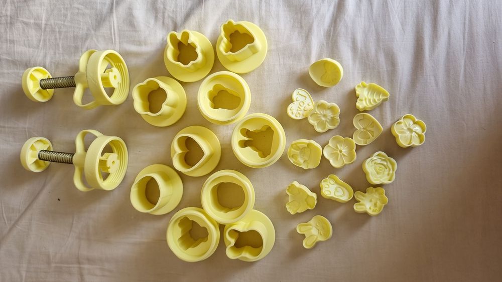 Molde ejetor de brigadeiro