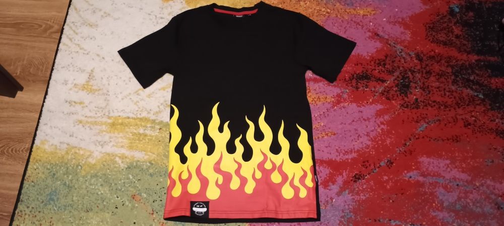 T-shirt Cropp , nowy bez metki.