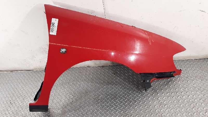 GUARDA-LAMAS FRENTE DIREITO SEAT IBIZA II 1.6 I 75CV 1595CC
