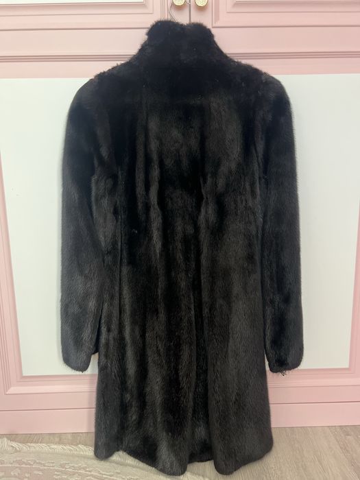 Норкова шубка з поясом