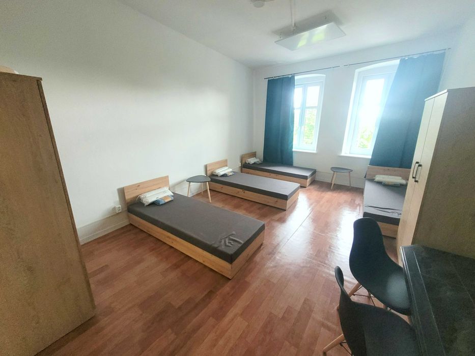 Noclegi, Kwatery Będzin dla 7 i 11 osób,  Blisko do magazynów ID, Panattoni Park
