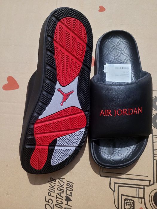 Шлепанцы NIKE AIR JORDAN жіночі нові original
