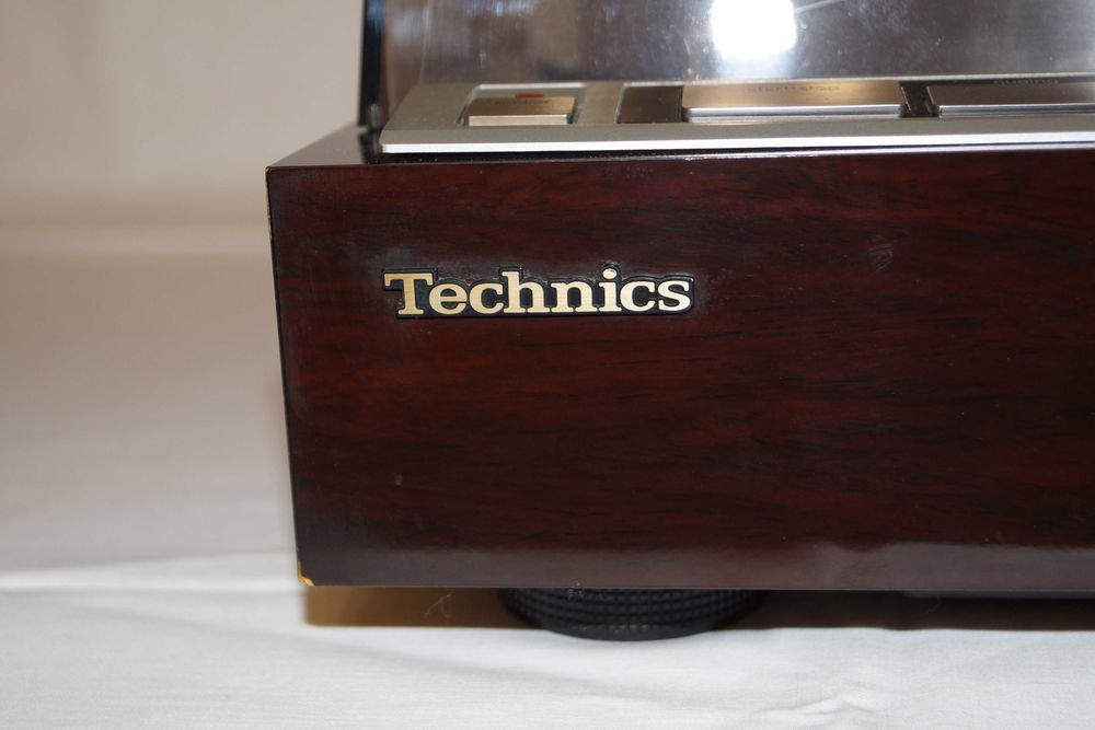 Gramofon Technics SL-MA1