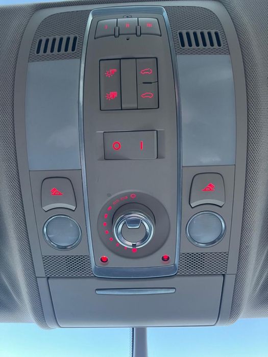 Продам AUDI Q7 2011