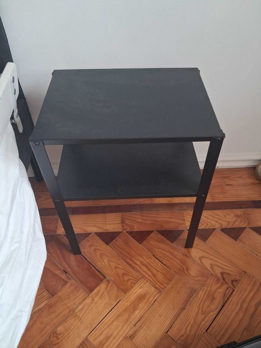 Mesa de cabeceira