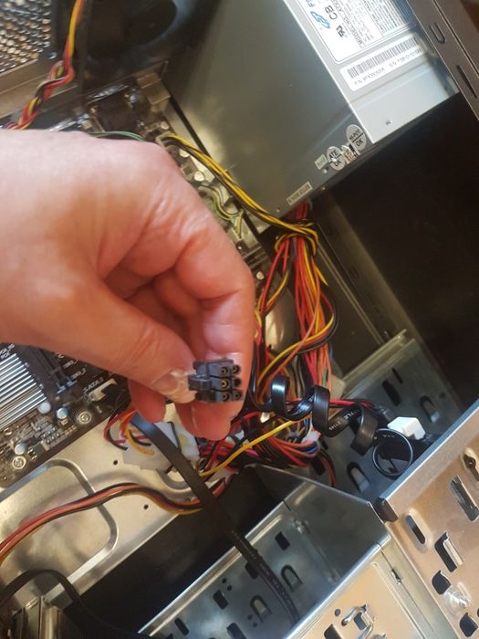 I 5 4570 DDR3 8 GB SSD + HDD 500