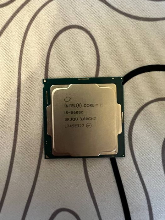 Процесор Intel Core i5 8600k