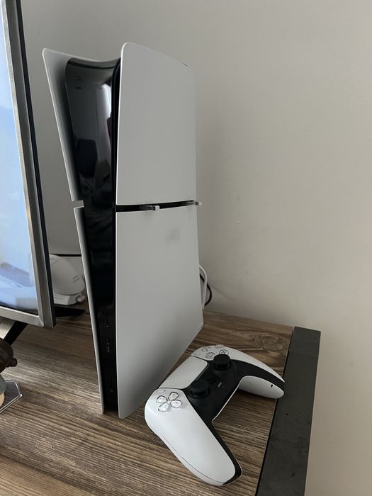 PS5 Slim Digital