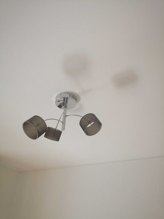 Candeeiro de teto elegante