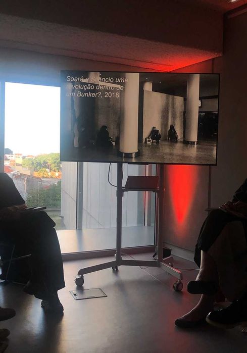 Televisão - Smart TV Hisense U7KQ 4K Mini-LED 65"