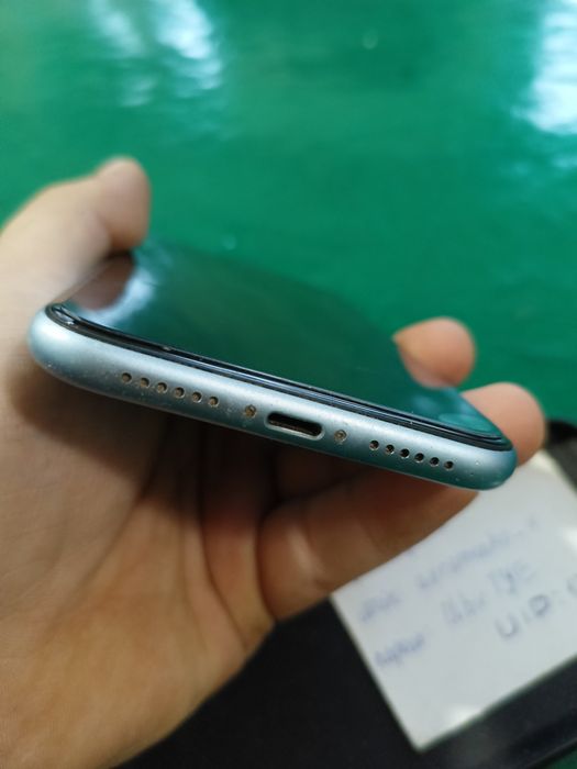 Iphone xr 64 в хорошем состоянии