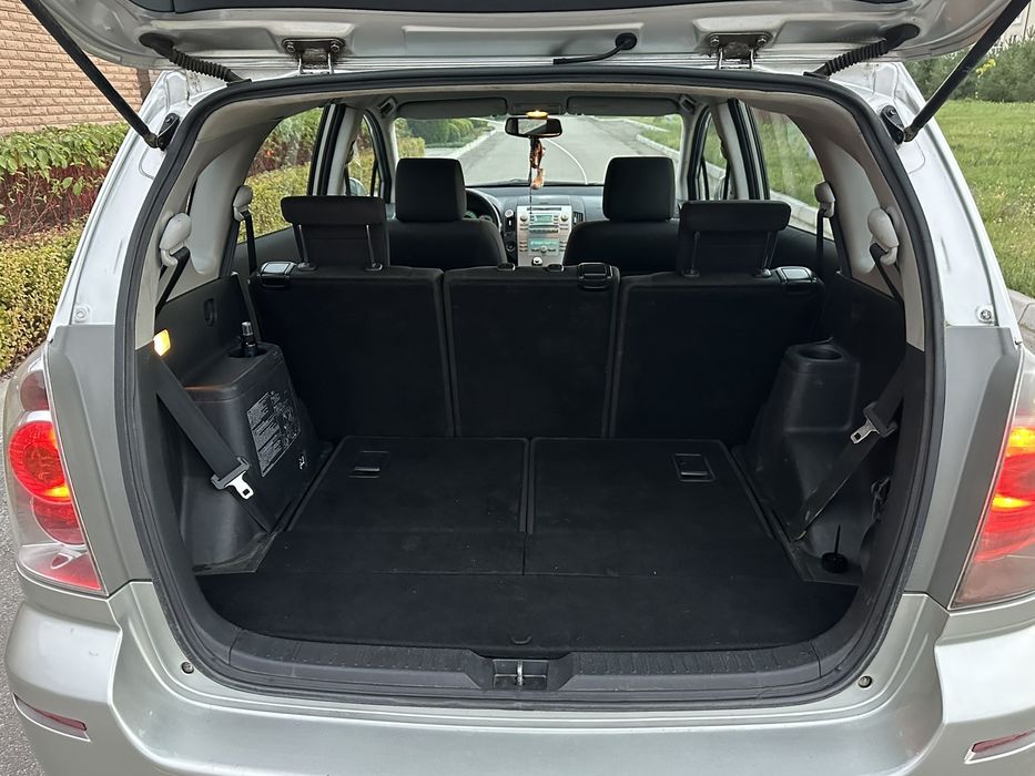 toyota corolla verso - Купить автомобиль бу и новый - Цена