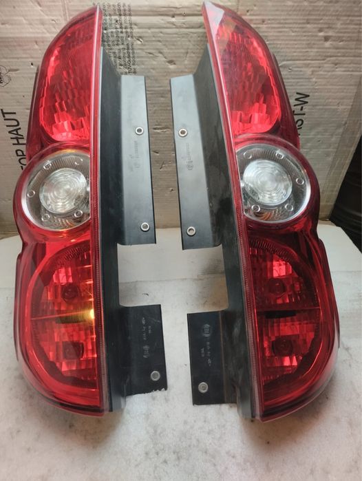 Lampa tylna Fiat Doblo ll
