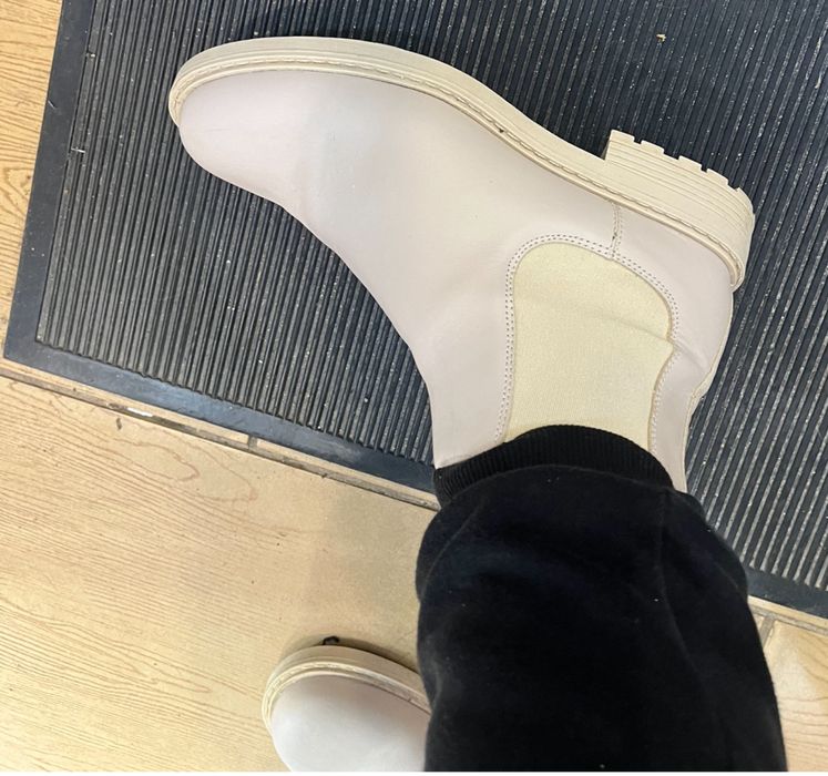 Clarks , натуральна шкіра 39-40