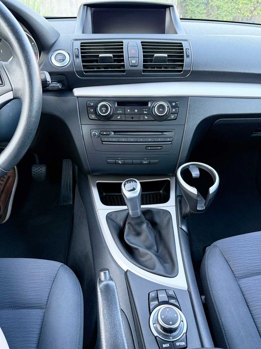 BMW 118 — fotografia 10