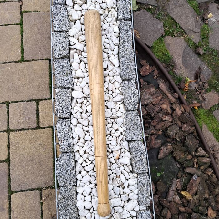 дерев'яна бита спортивна