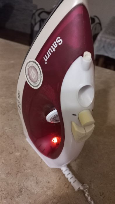 Праска,утюг в гарному стані