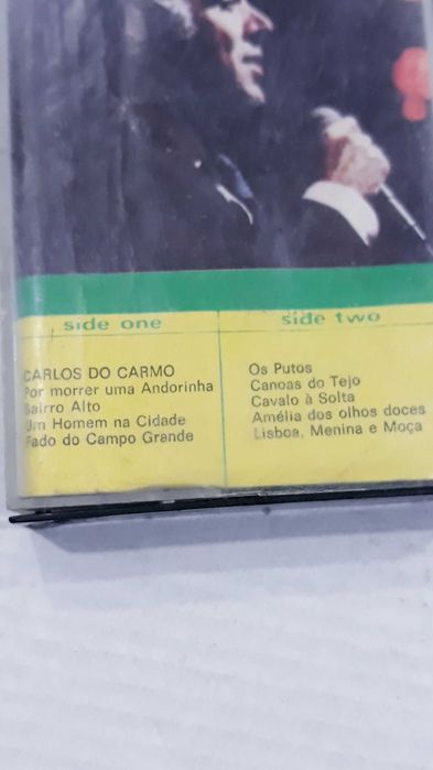 Cassete musica muito antiga.  Carlos do Carmo